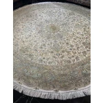 Persian silk carpet Tabriz / Persian silk carpet Tabriz